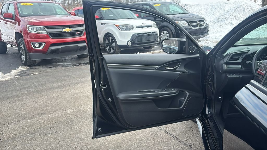 Used 2020 Honda Civic Sport image 11