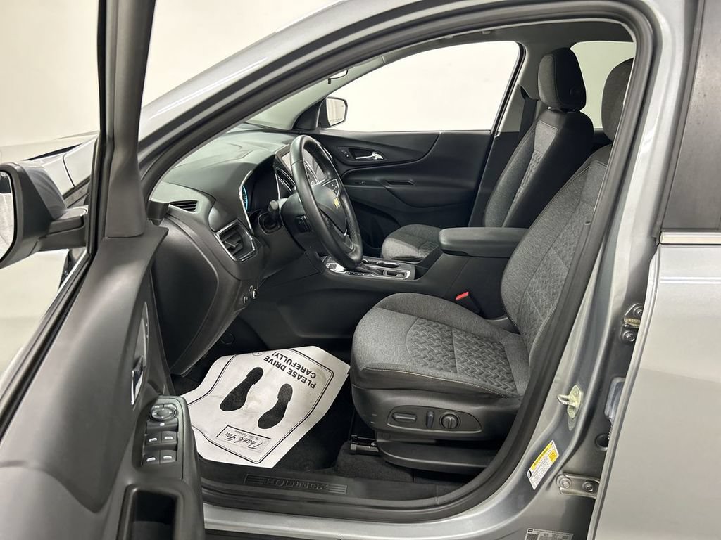 Used 2023 Chevrolet Equinox LT AWD/4WD image 9