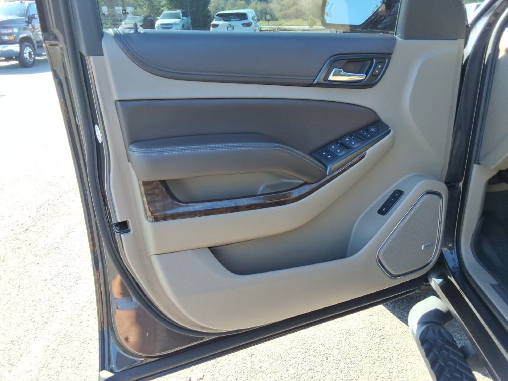 Certified 2017 Chevrolet Suburban LT AWD/4WD image 24