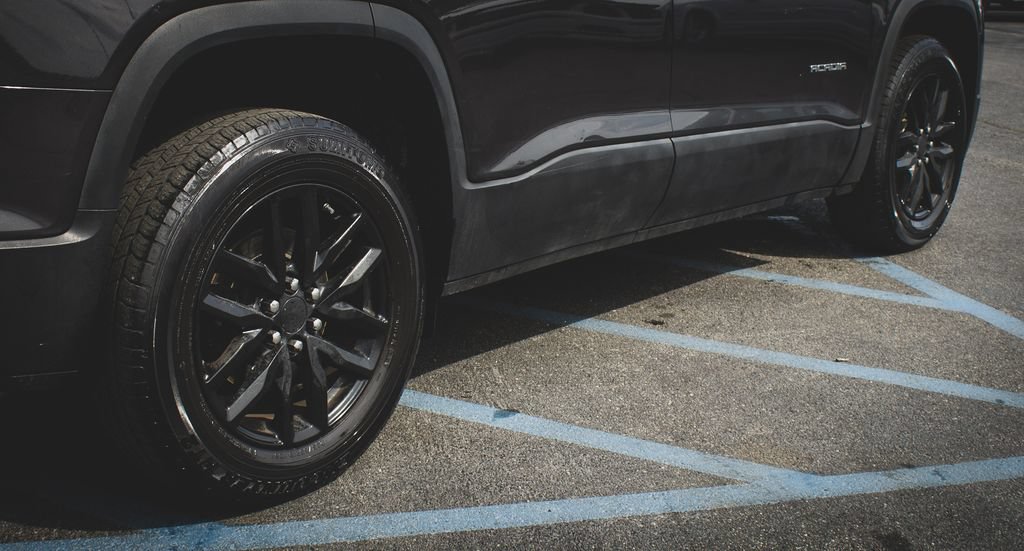 Used 2018 GMC Acadia SLT FWD image 30