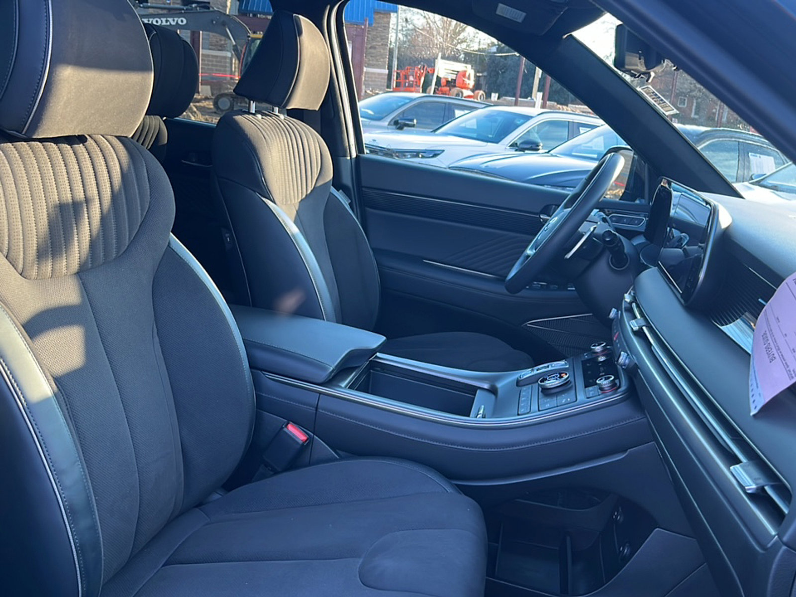 Used 2025 Hyundai Palisade Calligraphy image 11