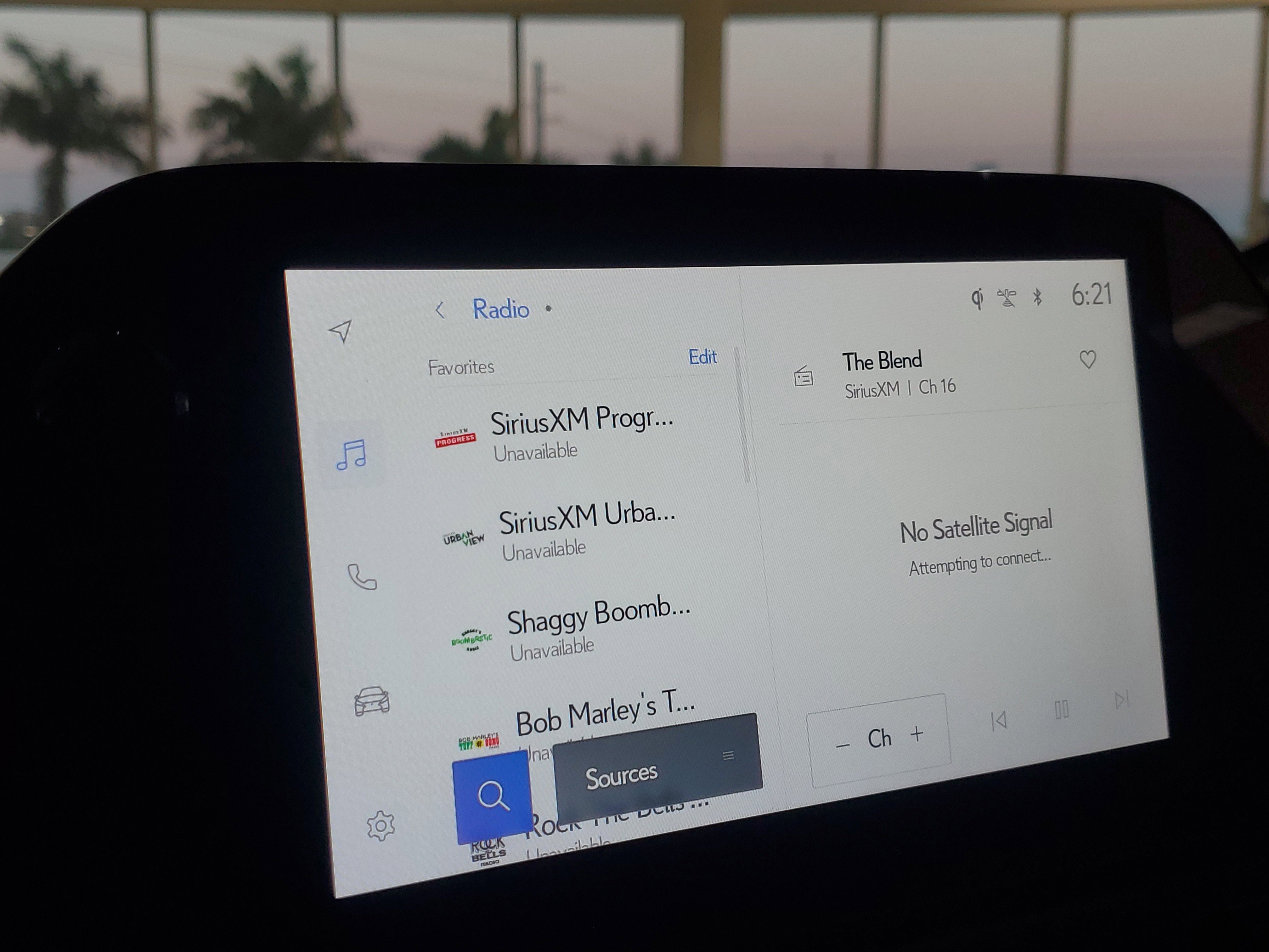 Used 2025 Lexus UX 300h FWD w/ Accessory Package (Z1) image 31