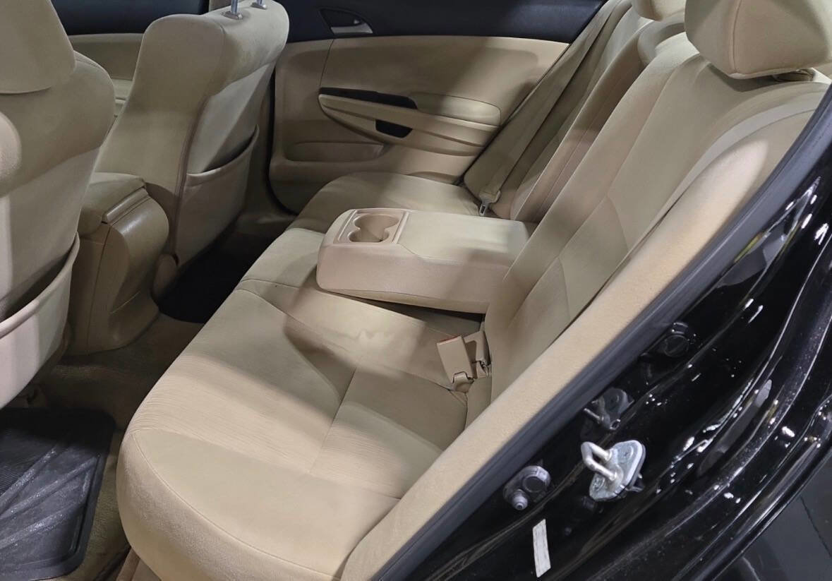 Used 2012 Honda Accord LX image 7