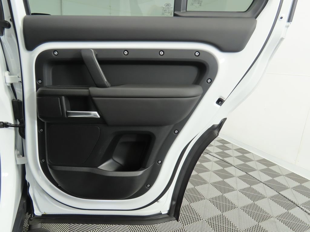 New 2025 Land Rover Defender 130 V8 image 28