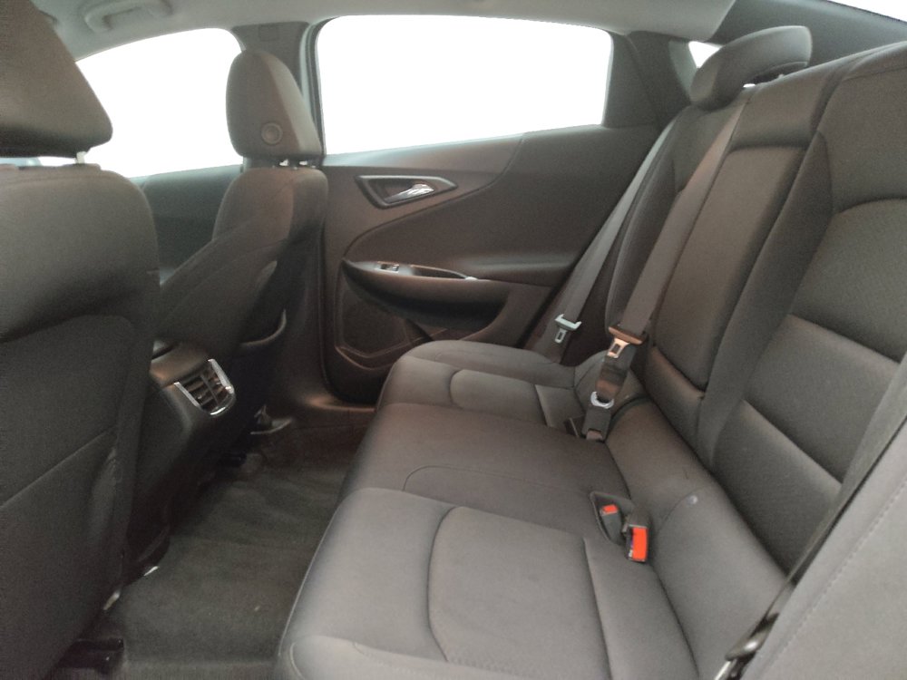 Used 2024 Chevrolet Malibu LT image 18