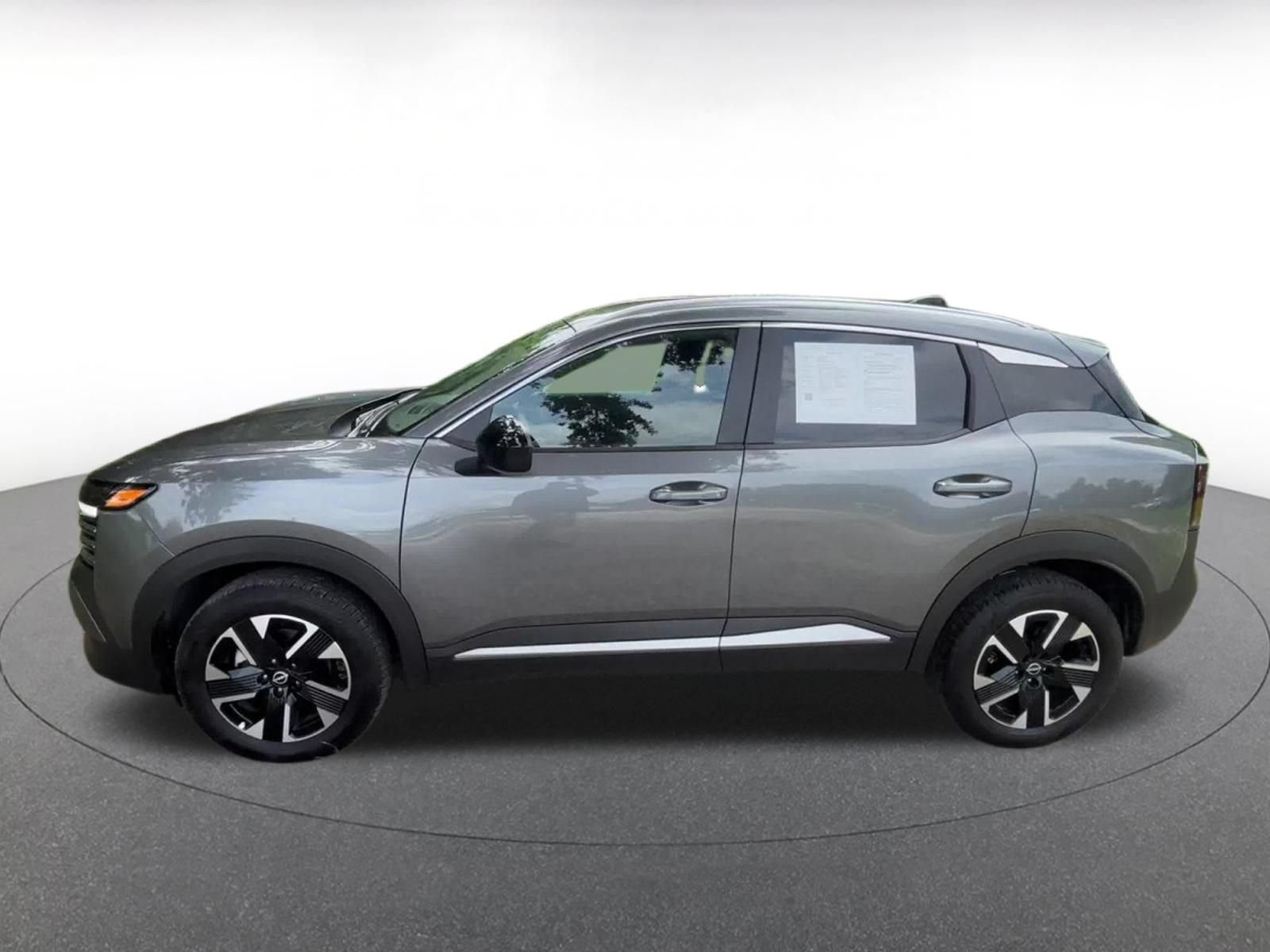 Used 2026 Nissan Kicks SV w/ Cold Weather Package AWD/4WD image 9