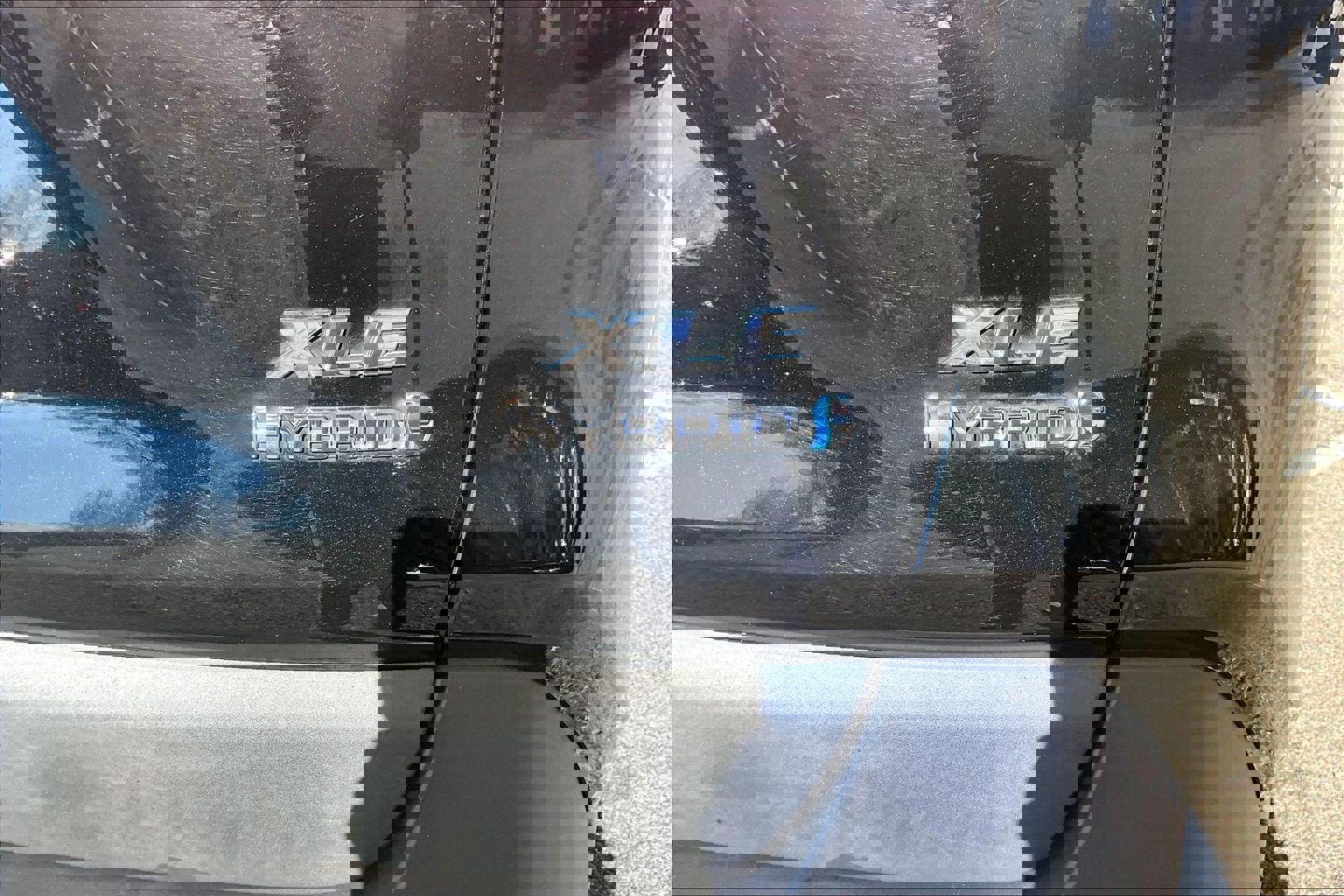 Used 2021 Toyota RAV4 XLE w/ Convenience Package image 8