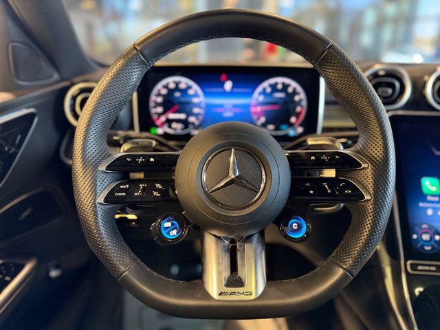 Used 2025 Mercedes-Benz C 43 AMG 4MATIC Sedan image 23