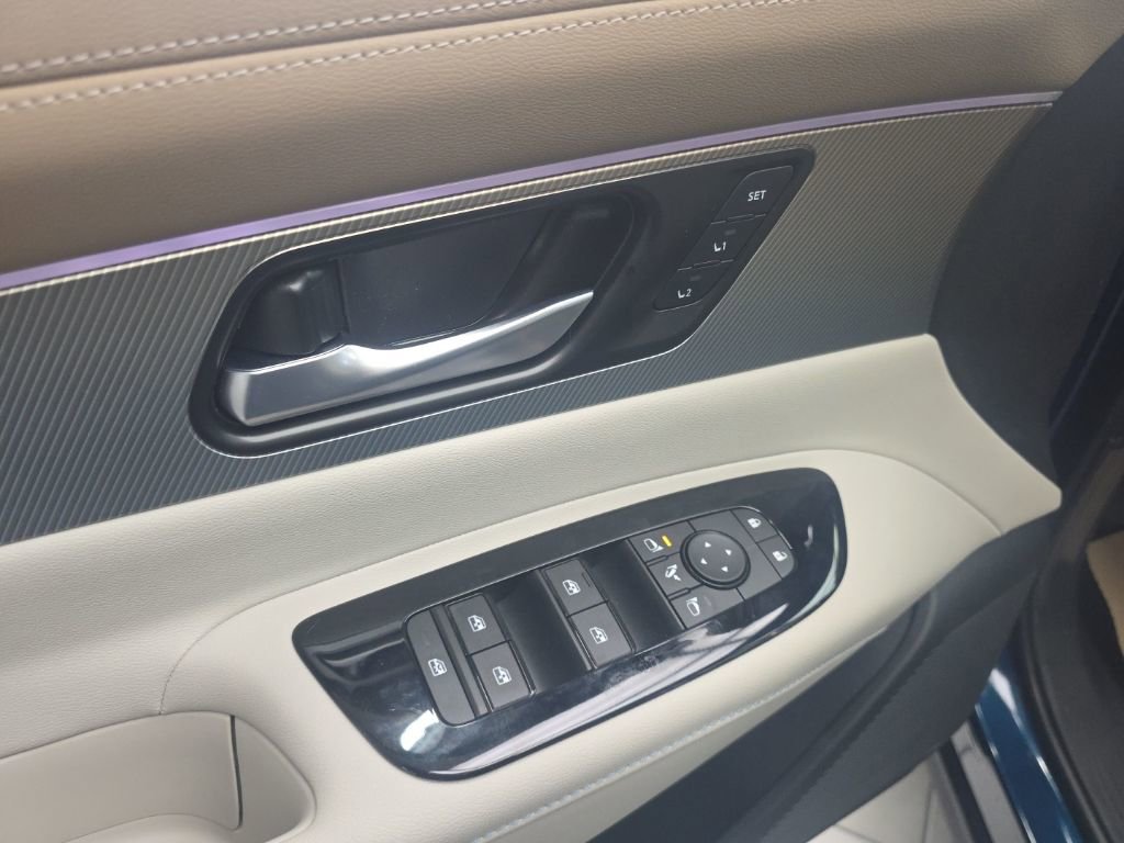 New 2026 Nissan Murano Platinum image 15