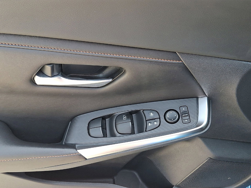 Used 2021 Nissan Sentra SR FWD image 10
