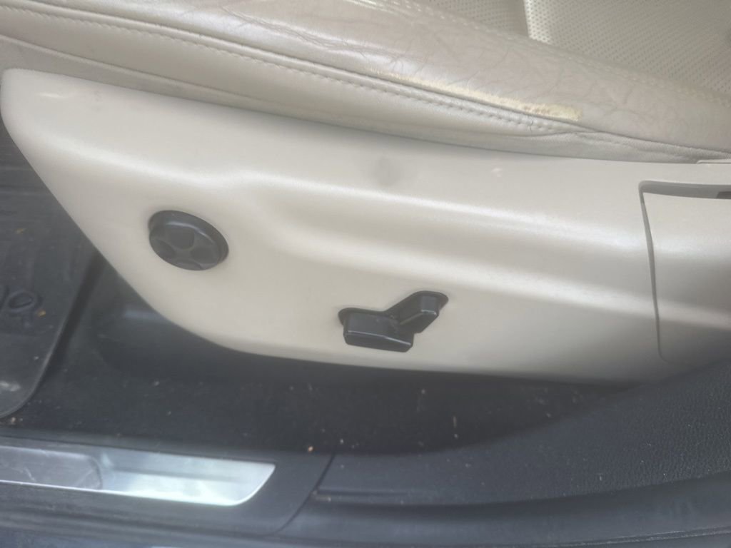 Used 2013 Dodge Durango Citadel w/ Trailer Tow Group IV RWD image 19