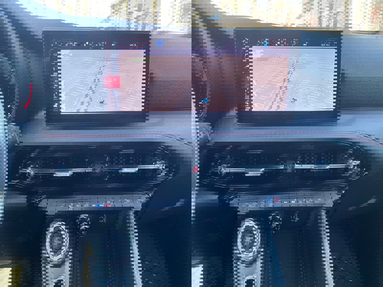 Used 2024 Dodge Hornet R/T Plus w/ Track Pack AWD/4WD image 16