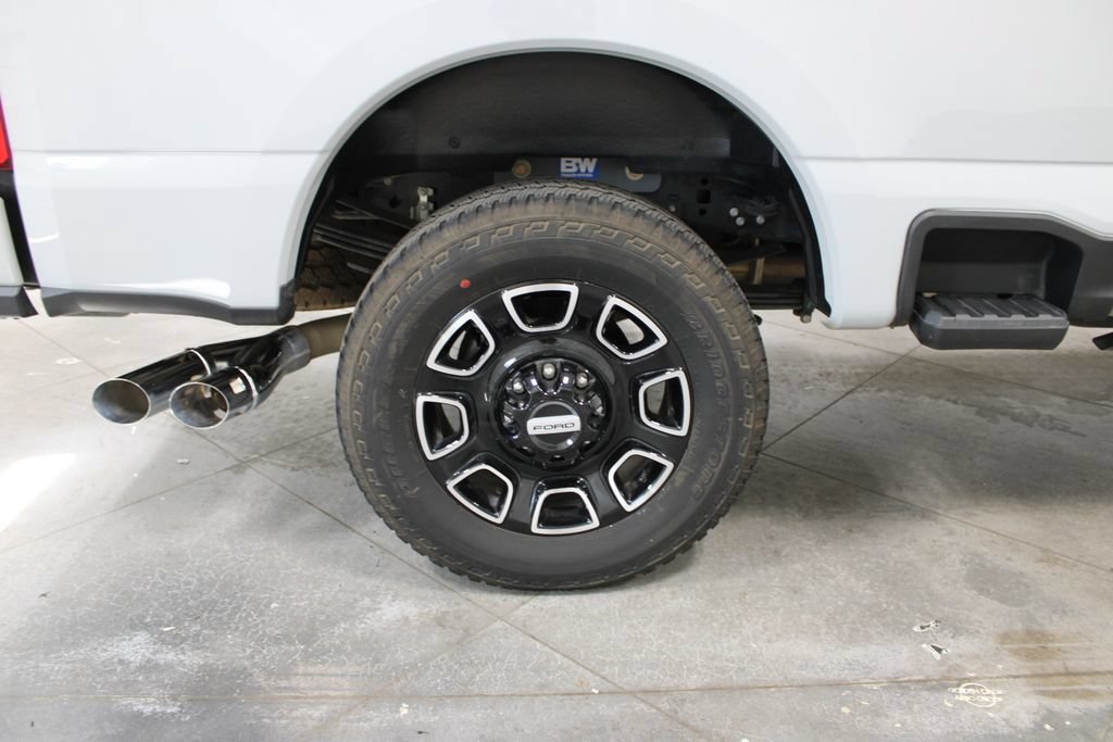 Used 2026 Ford F250 Platinum AWD/4WD image 42