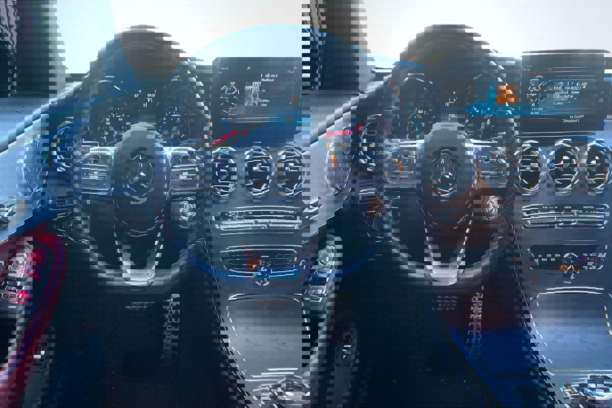 Used 2019 Mercedes-Benz C 300 Coupe image 5