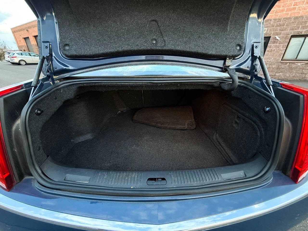 Used 2009 Cadillac CTS 3.6L DI AWD 4dr Sedan w/ 1SB N image 19