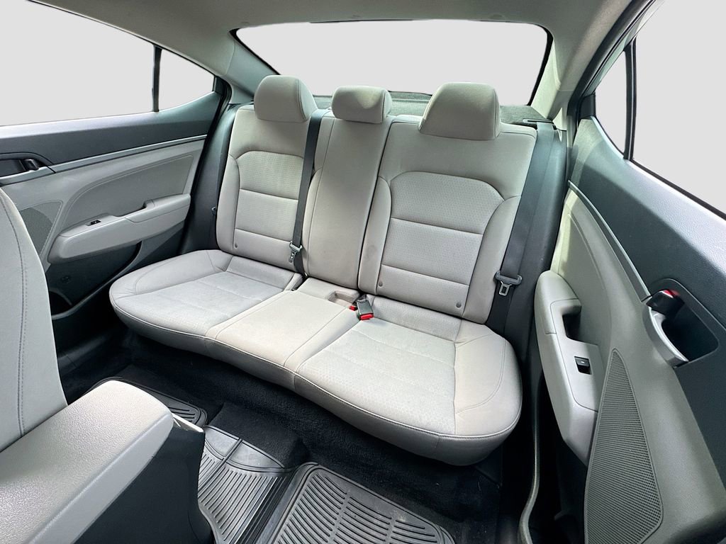 Used 2018 Hyundai Elantra SEL image 13