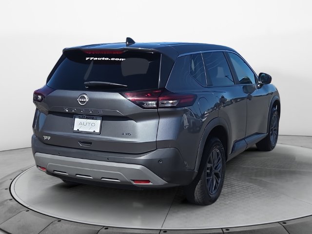 Used 2023 Nissan Rogue S AWD/4WD image 5