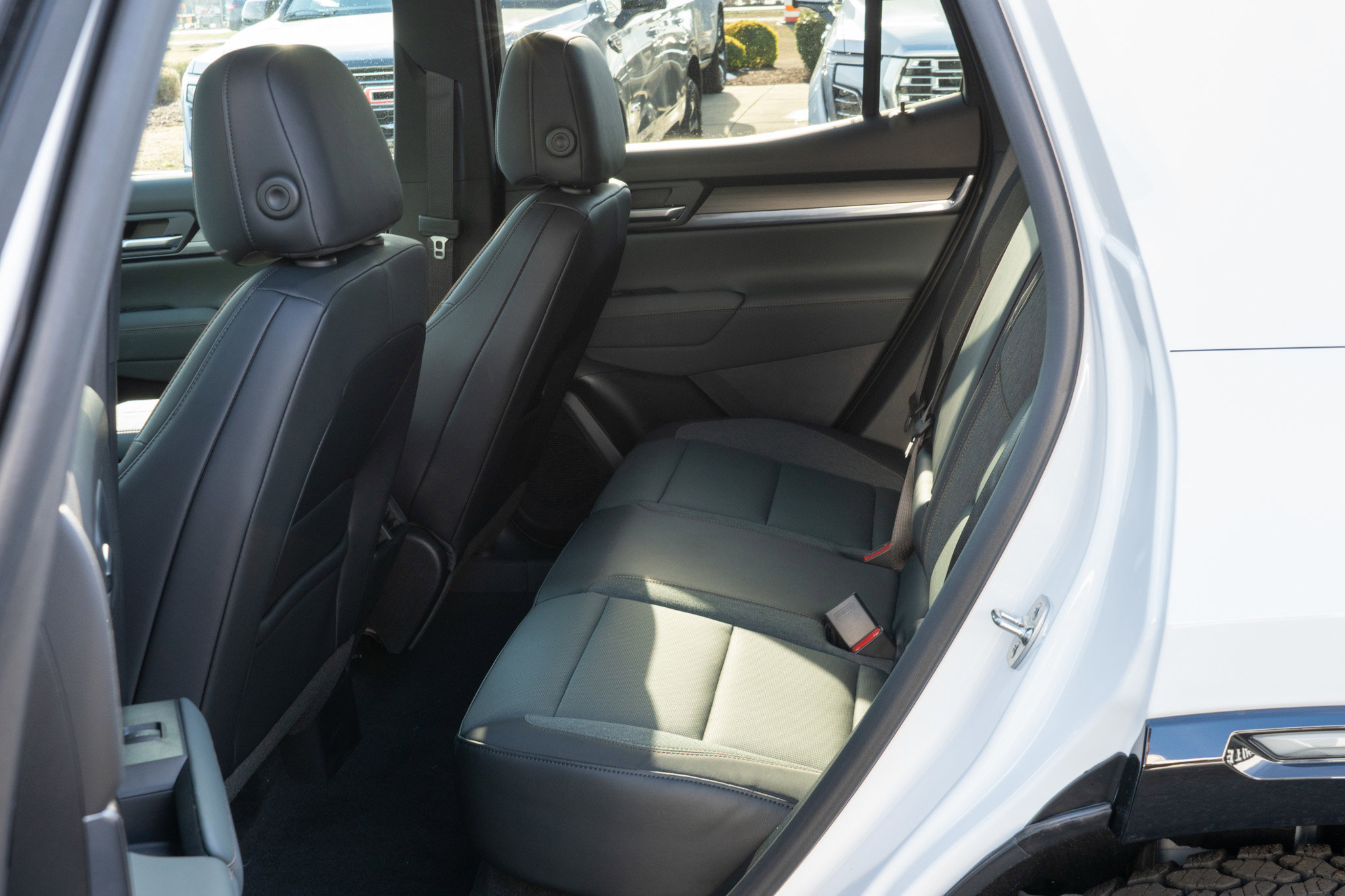 New 2026 GMC Terrain AT4 w/ Convenience Package III AWD/4WD image 19