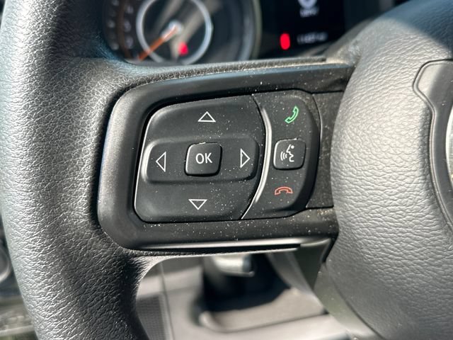 Used 2026 Jeep Wrangler Sport AWD/4WD image 15