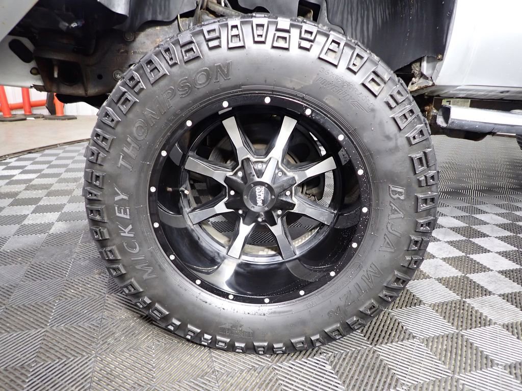 Used 2011 Chevrolet Silverado 2500 LT w/ Interior Plus Package image 46