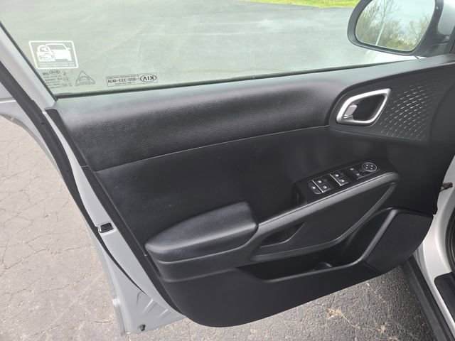 Used 2021 Kia Soul S image 21