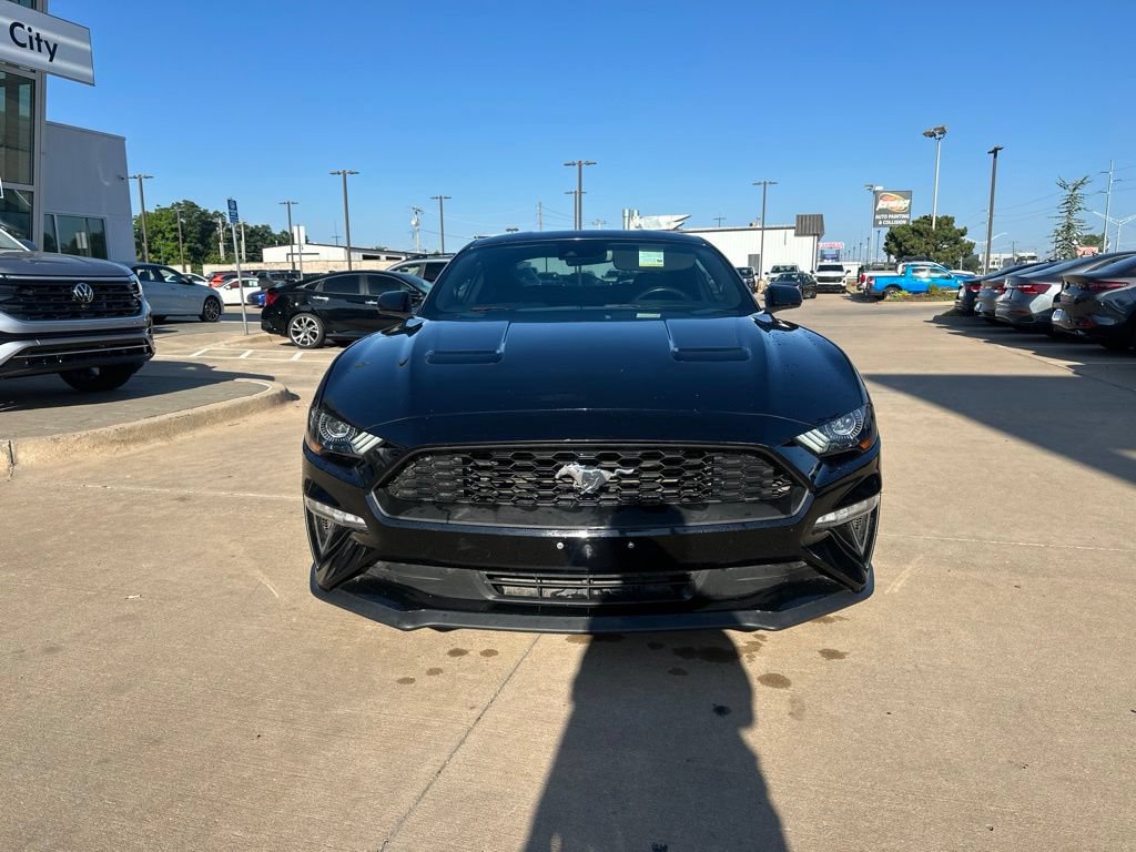 Used 2021 Ford Mustang Coupe RWD image 2