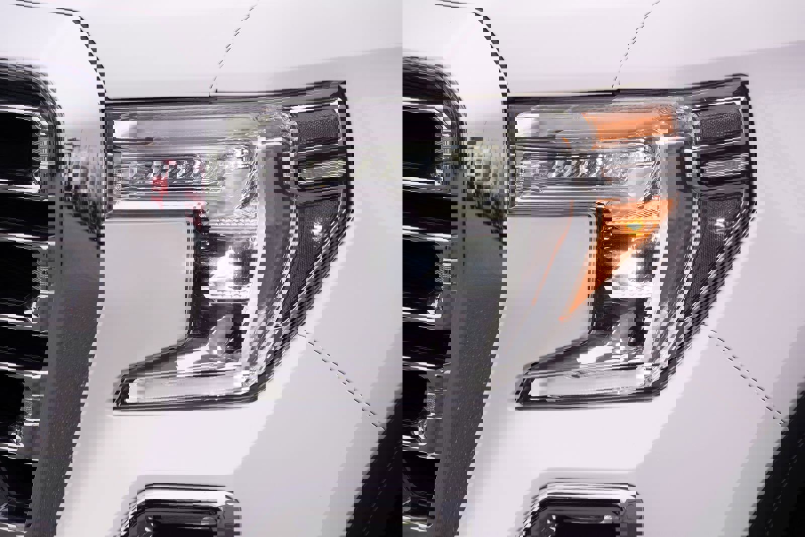 Used 2020 GMC Sierra 1500 SLT image 24