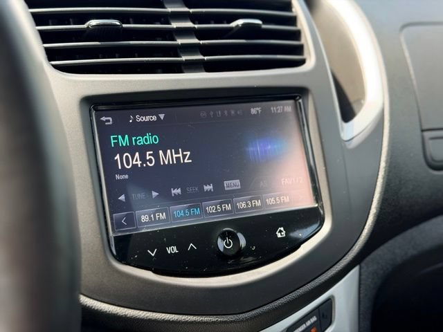 Used 2016 Chevrolet Trax LT w/ LT Convenience Package FWD image 12