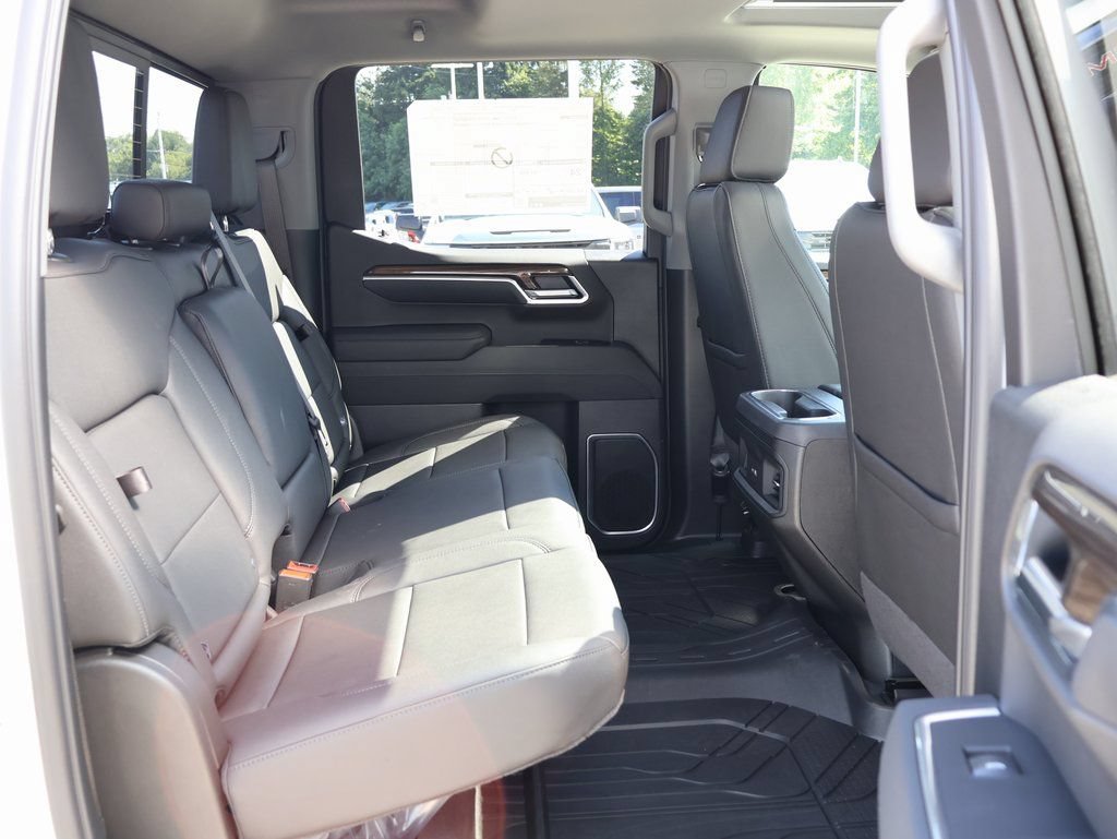 New 2026 Chevrolet Silverado 1500 RST w/ Safety Package AWD/4WD image 40