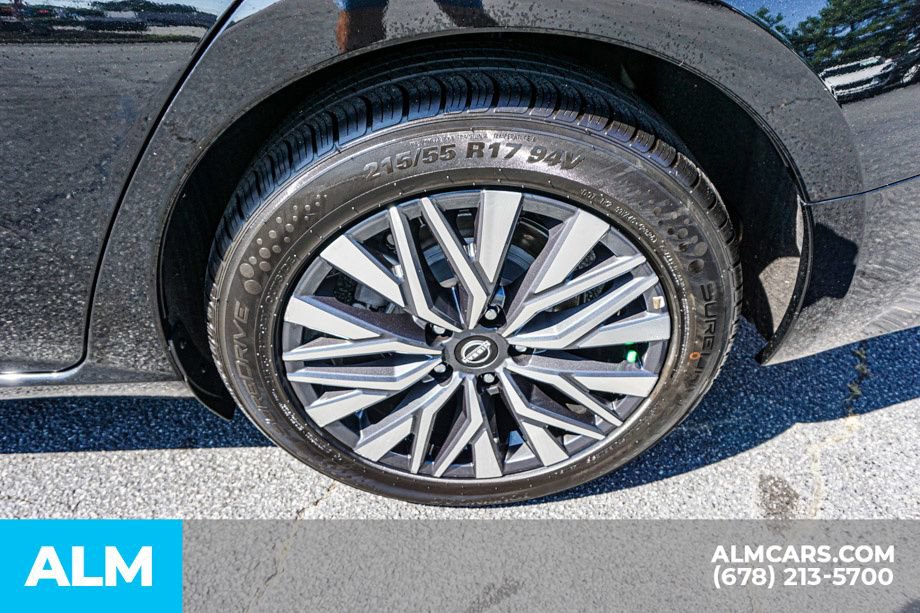 Used 2025 Nissan Altima 2.5 SV FWD image 16