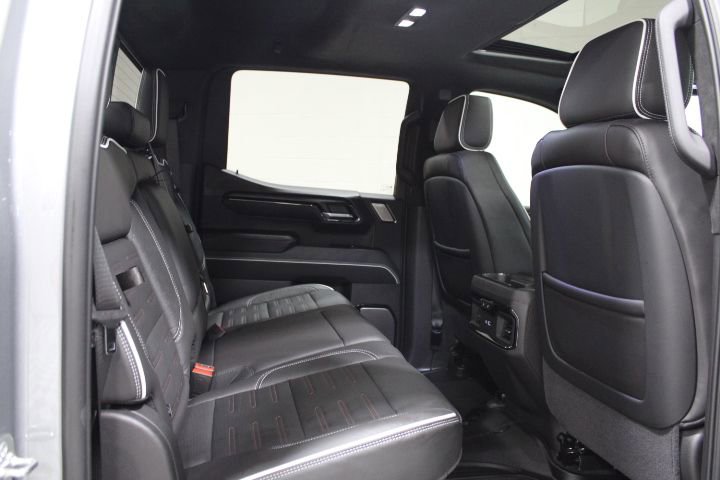 Used 2025 GMC Sierra 1500 AT4X AWD/4WD image 32