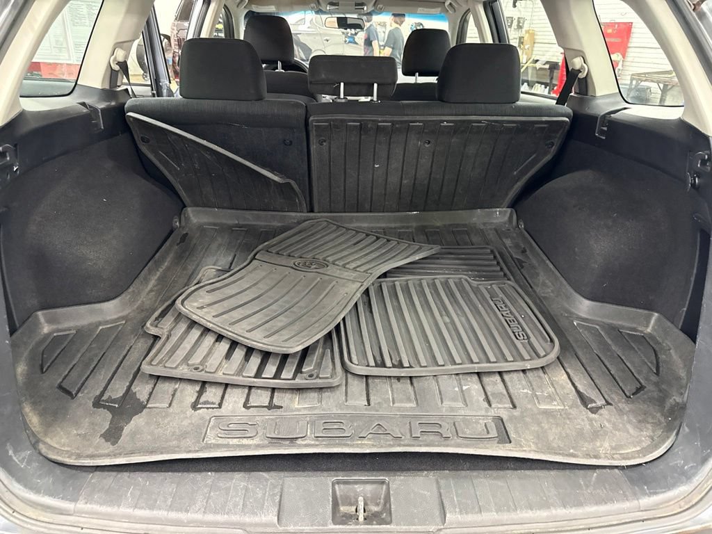 Used 2013 Subaru Outback 2.5i AWD/4WD image 15