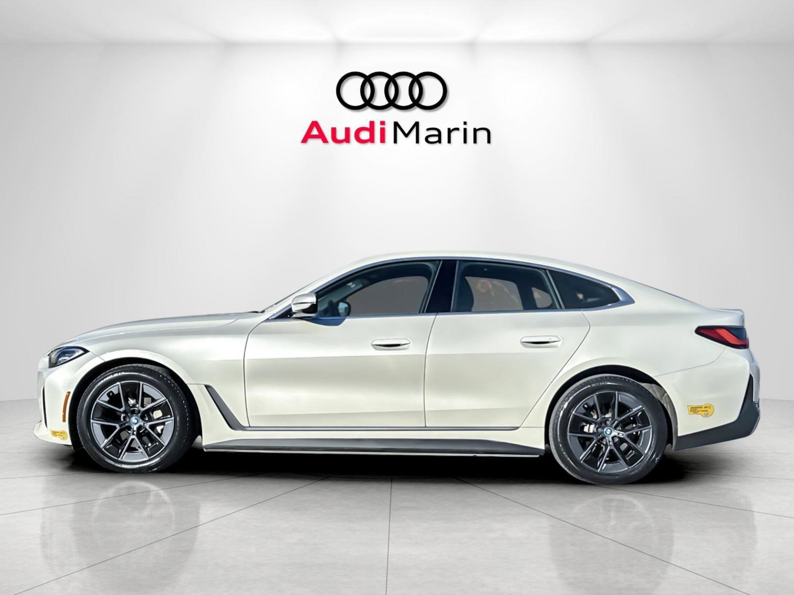 Used 2022 BMW i4 eDrive40 image 2