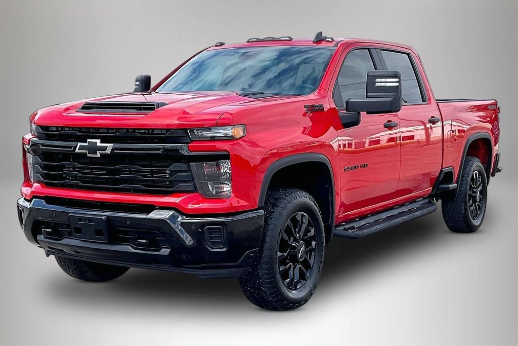 Used 2025 Chevrolet Silverado 2500 Custom w/ Custom Value Package AWD/4WD image 2