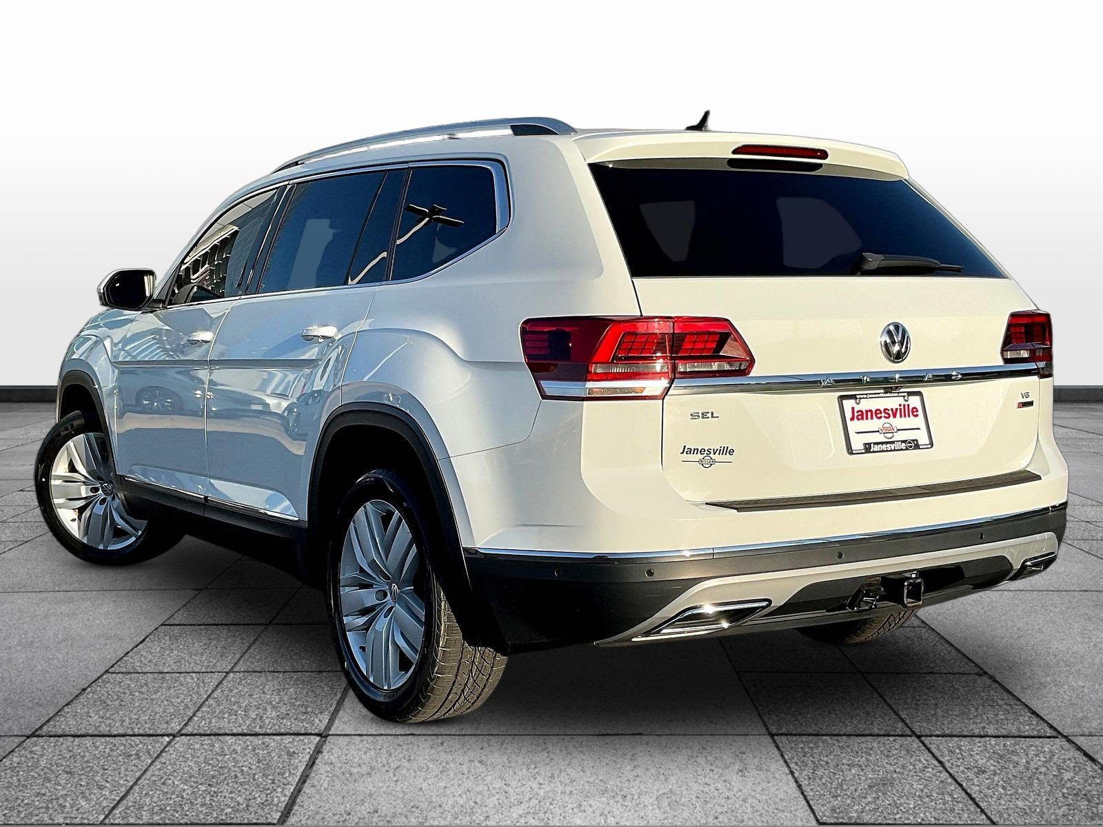 Used 2018 Volkswagen Atlas SEL Premium AWD/4WD image 5