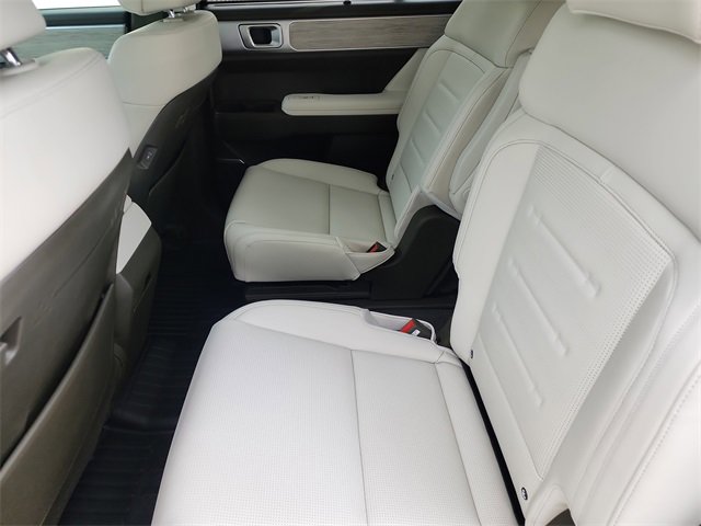 New 2025 Hyundai Santa Fe Calligraphy FWD image 15