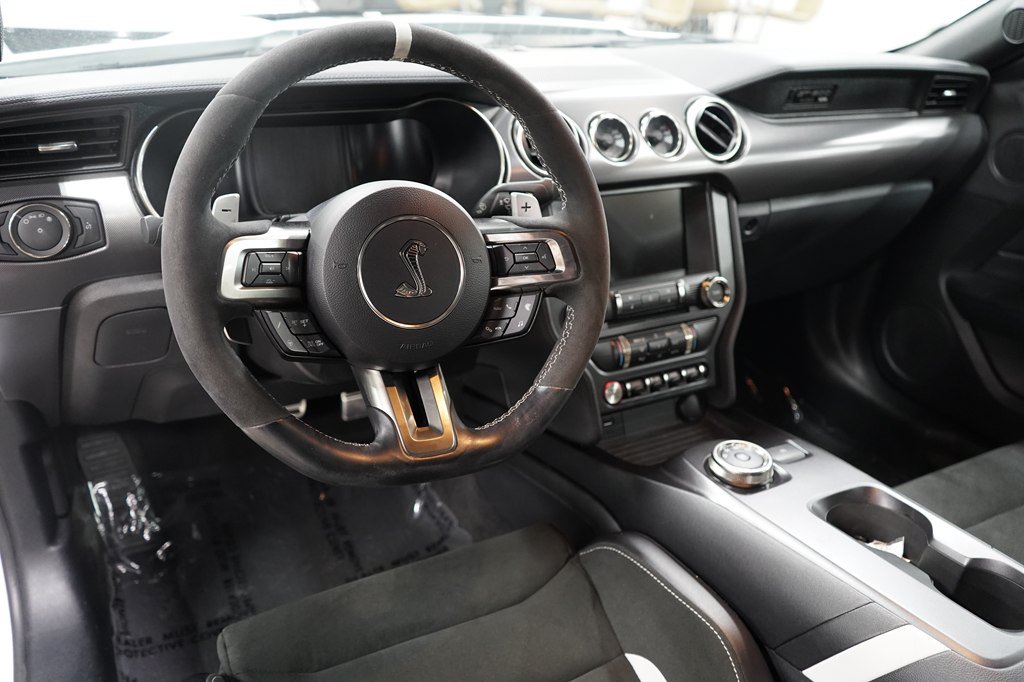 Used 2022 Ford Mustang Shelby GT500 w/ Technology Package RWD image 11
