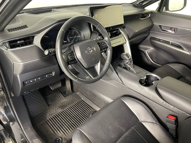 Used 2021 Toyota Venza Limited w/ Advanced Technology Package AWD/4WD image 3