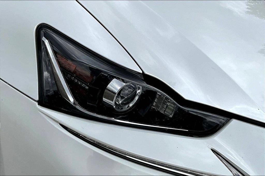 Used 2017 Lexus IS 300 AWD w/ Premium Package image 32