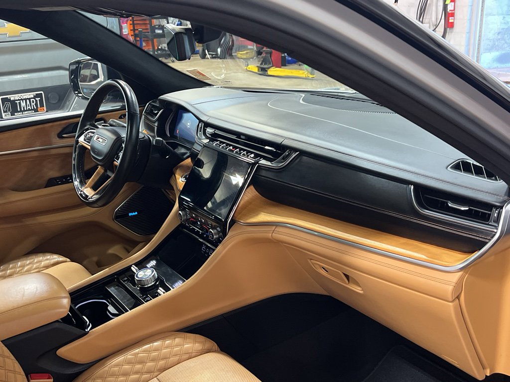 Used 2021 Jeep Grand Cherokee L Summit image 30