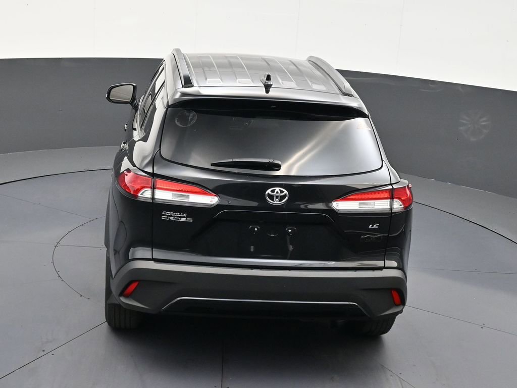 Used 2024 Toyota Corolla Cross LE FWD image 15
