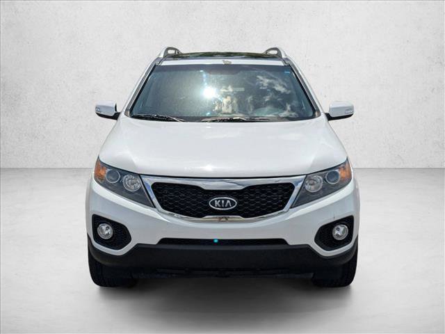 Used 2013 Kia Sorento EX w/ EX V6 Premium Pkg AWD/4WD image 2