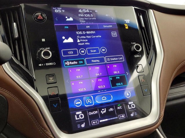 Used 2022 Subaru Outback Touring XT image 4