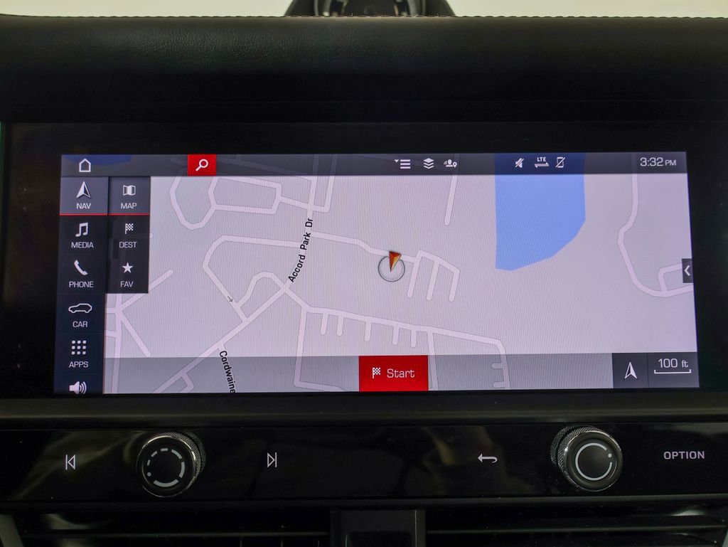 Certified 2024 Porsche Macan w/ Premium Plus Package image 14