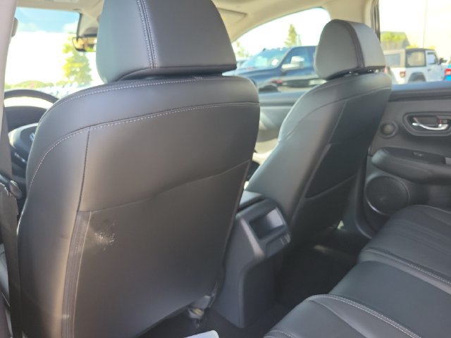 Used 2025 Honda HR-V EX-L image 10