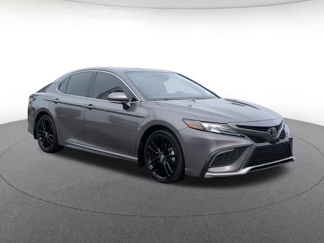Used 2024 Toyota Camry XSE FWD image 7