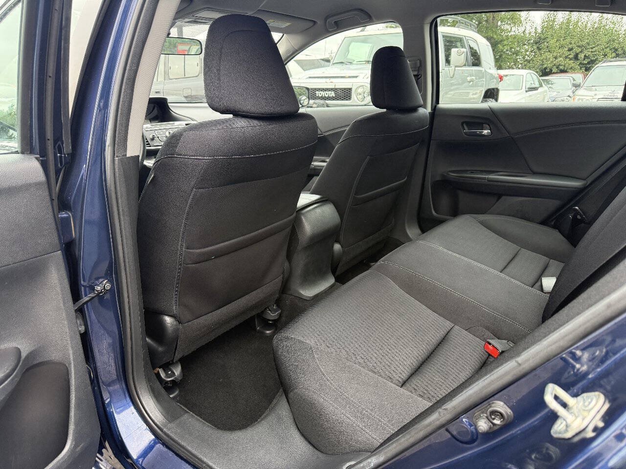Used 2015 Honda Accord Sport image 10