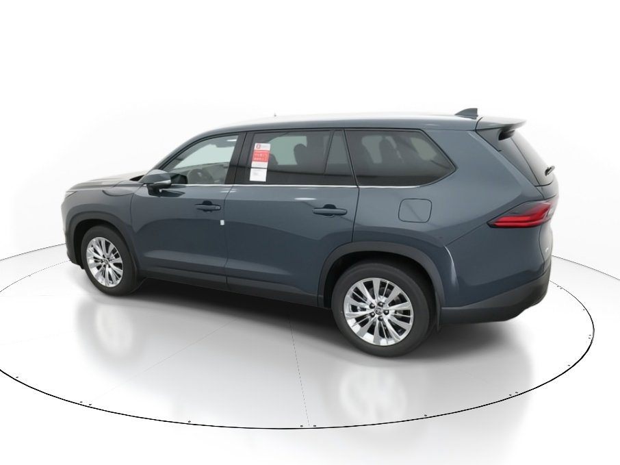 New 2026 Toyota Grand Highlander Platinum image 4