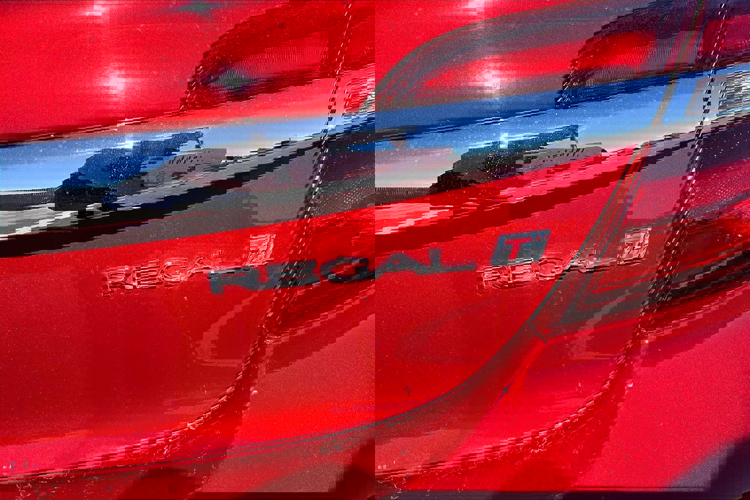 Used 2015 Buick Regal Premium w/ Experience Buick Package image 28