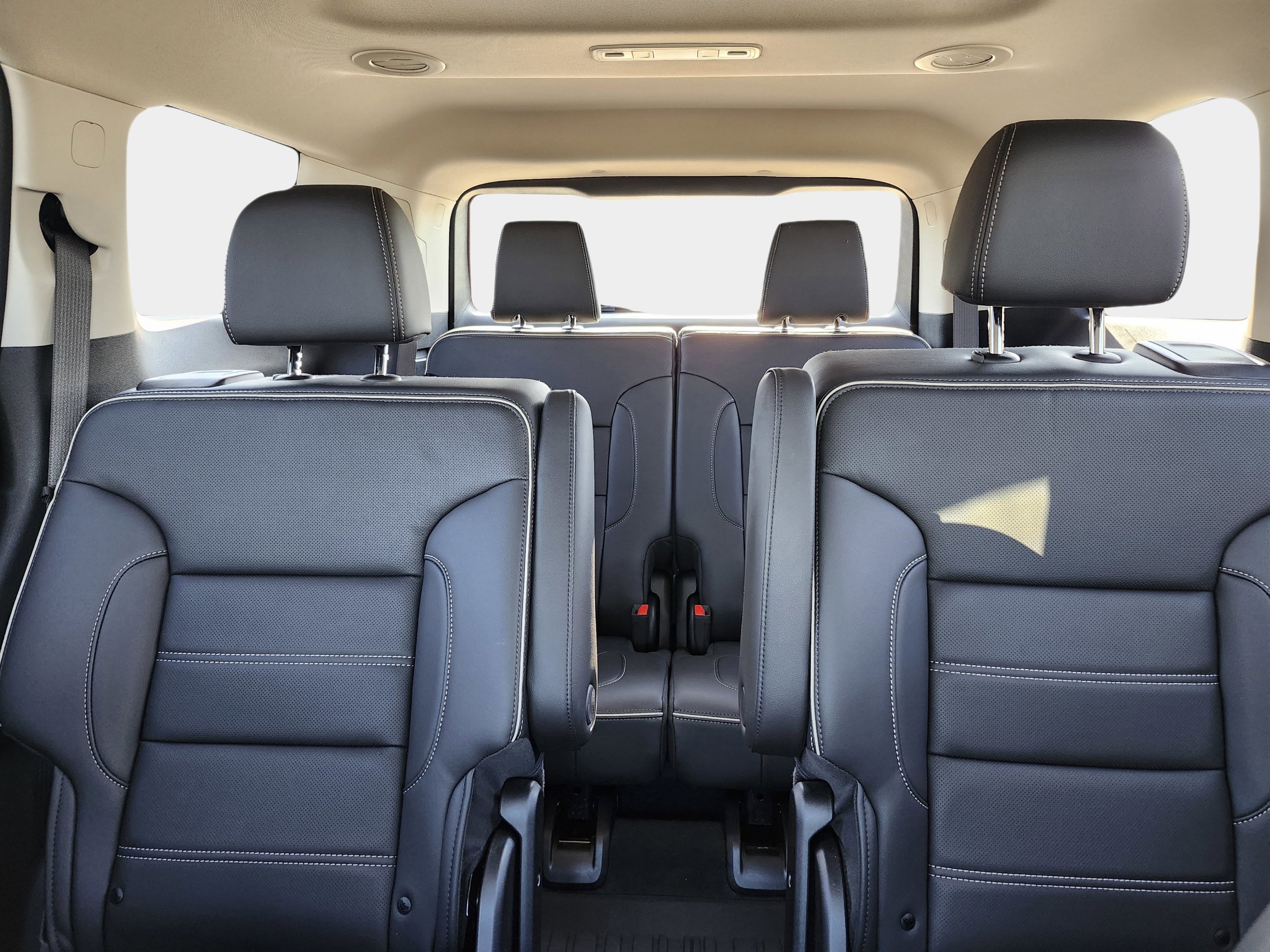 Used 2023 GMC Acadia Denali w/ Denali Ultimate Package image 33